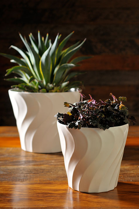 Swirl Pot 16 Inch