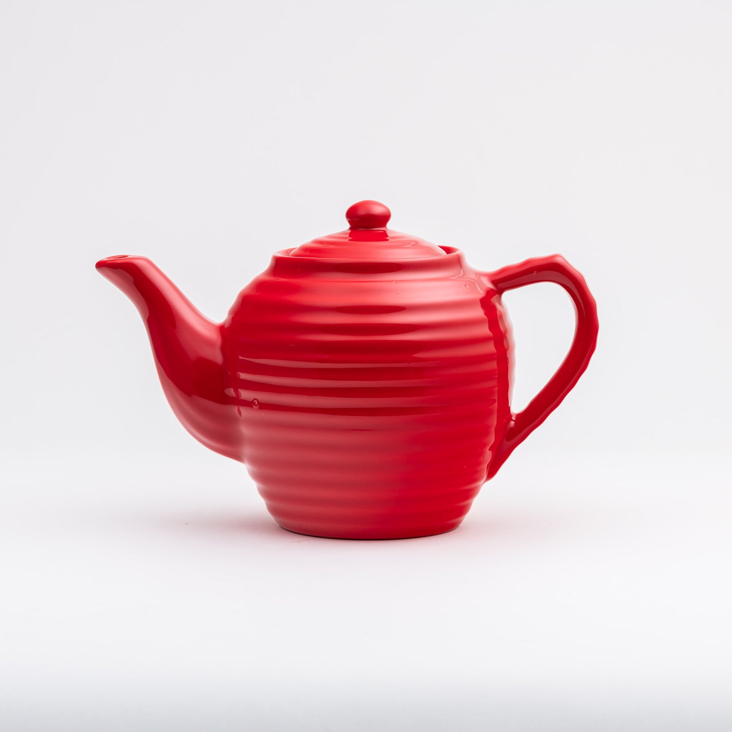 Bauer Ringware Teapot - Poppy Red