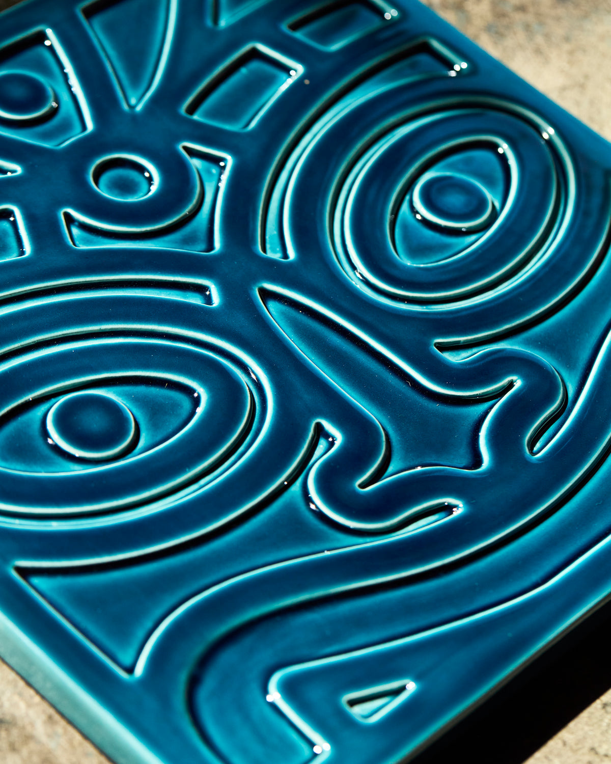 Hani Tiki Tile