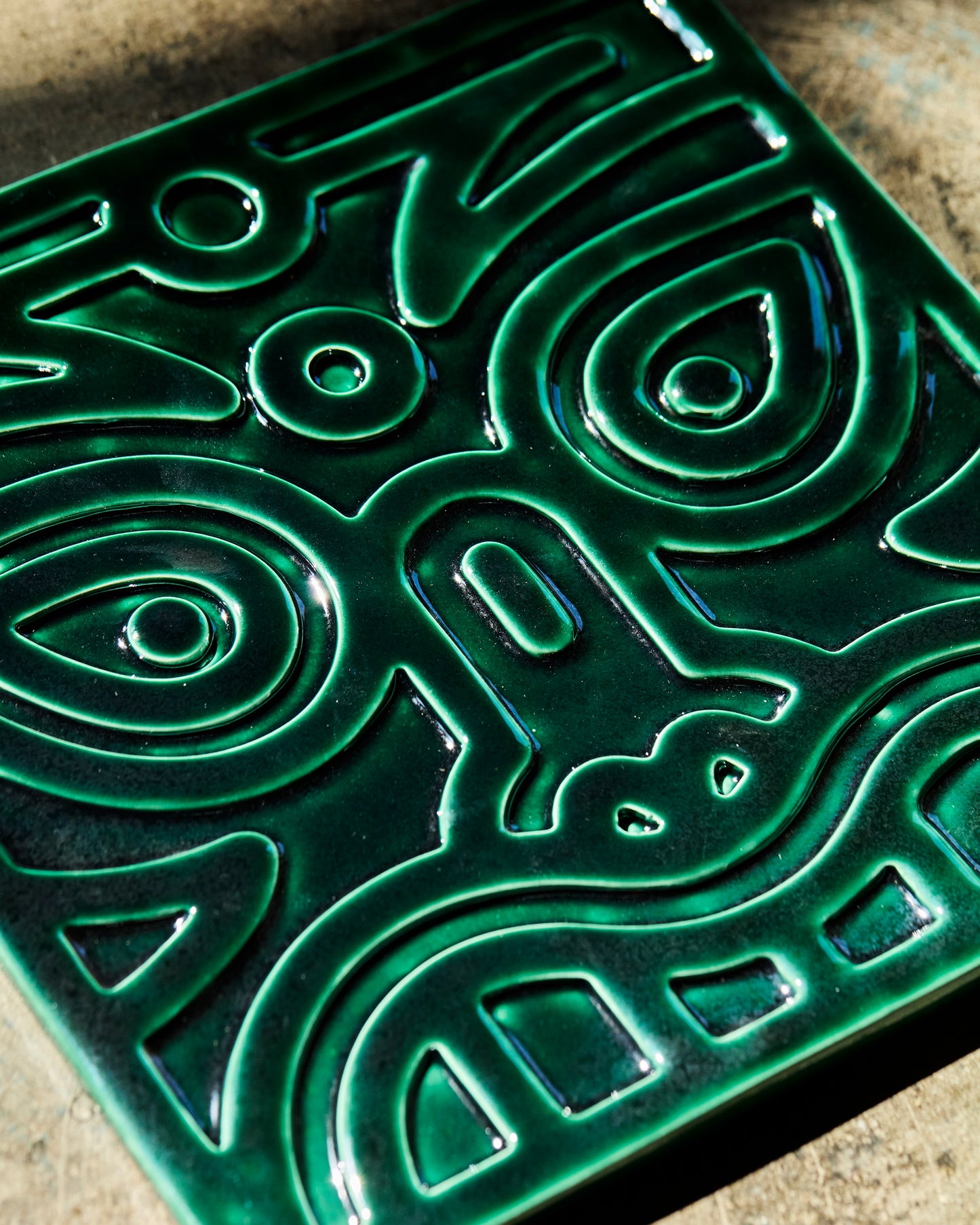 Alohi Tiki Tile